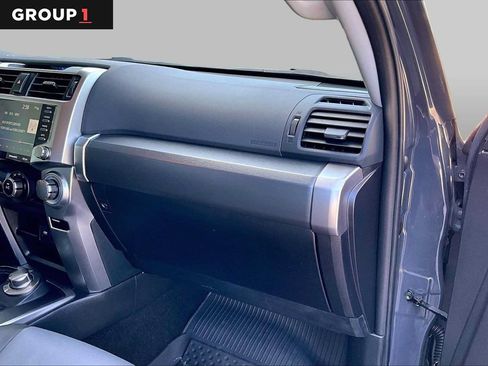 Used 2024 Toyota 4Runner SR5 Premium w/ Moonroof Package AWD/4WD image 19