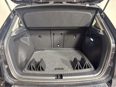 Used 2024 Volkswagen Taos SEL image 21