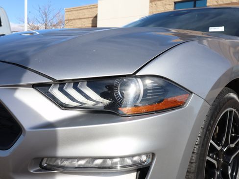 Used 2022 Ford Mustang Premium image 14