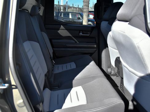 Used 2024 Toyota Tacoma TRD Sport image 43