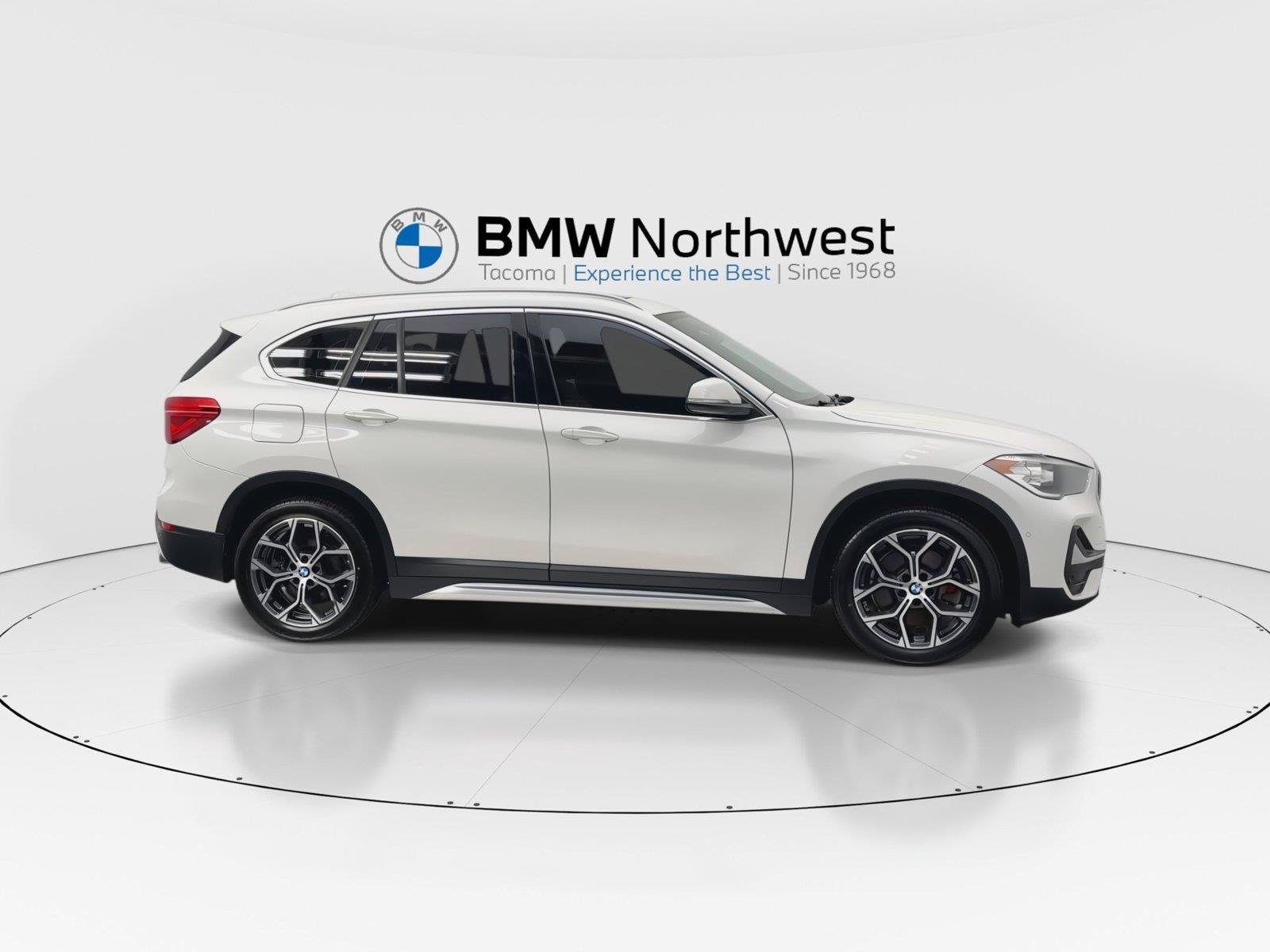 Used 2021 BMW X1 xDrive28i w/ Convenience Package AWD/4WD image 5