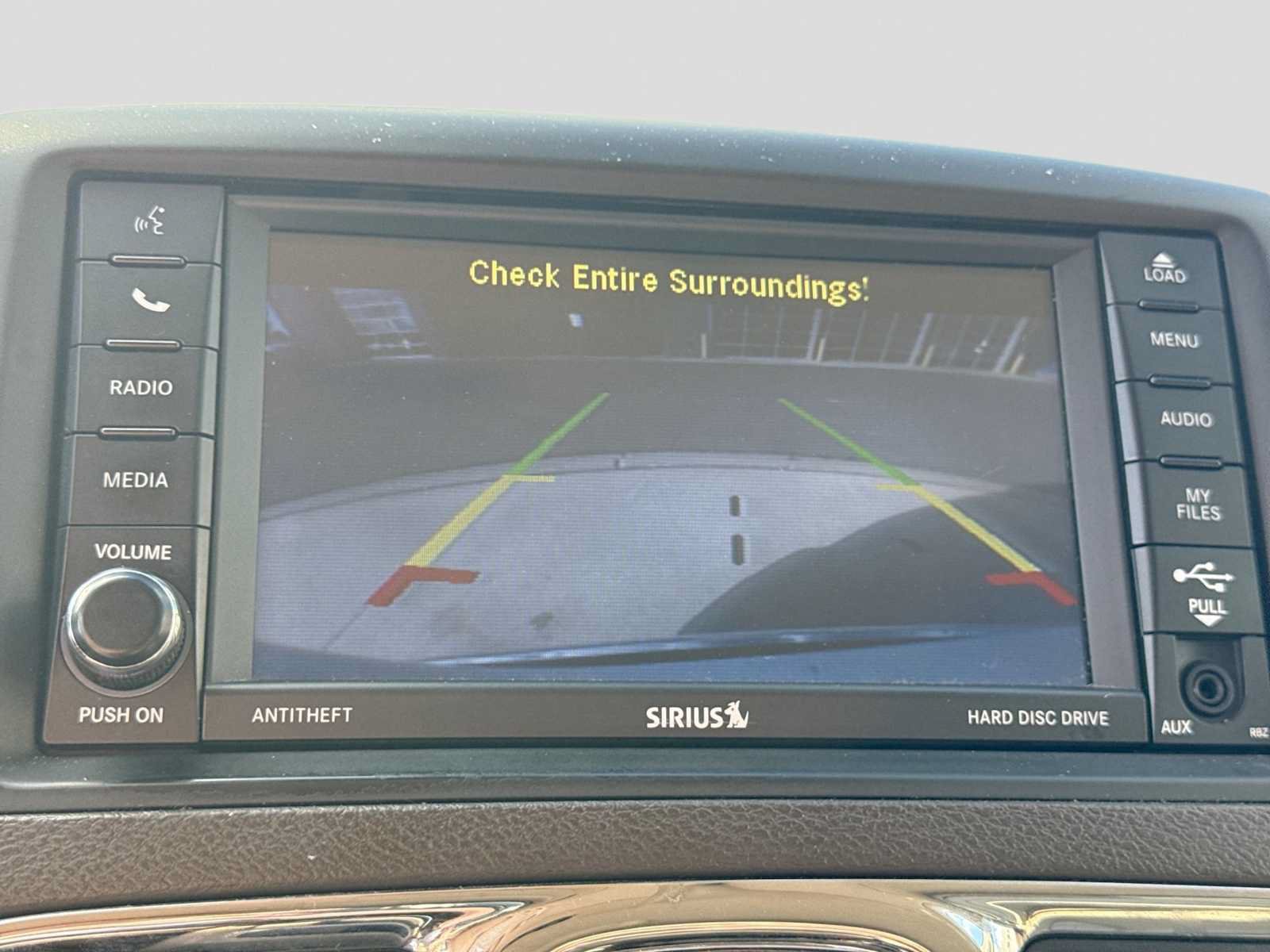 Used 2014 Chrysler Town & Country Touring-L FWD image 31