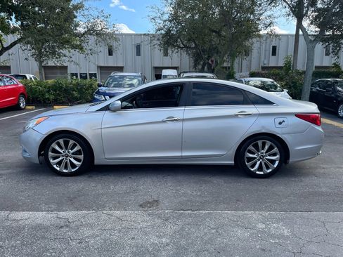Used 2013 Hyundai Sonata SE image 7