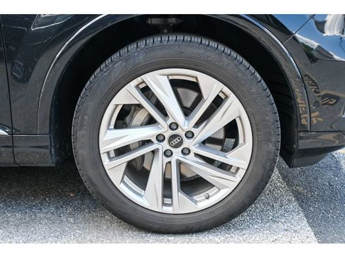 Used 2023 Audi Q7 3.0T Premium Plus AWD/4WD image 5