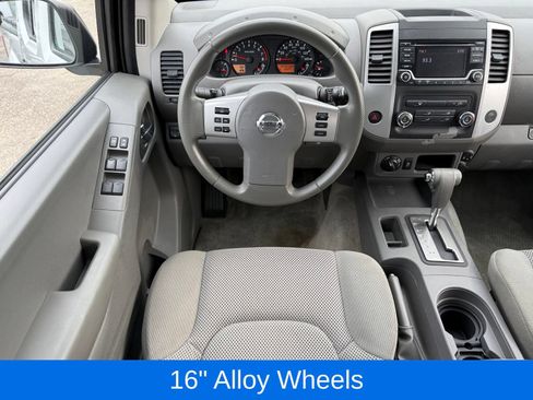 Used 2018 Nissan Frontier SV AWD/4WD image 27