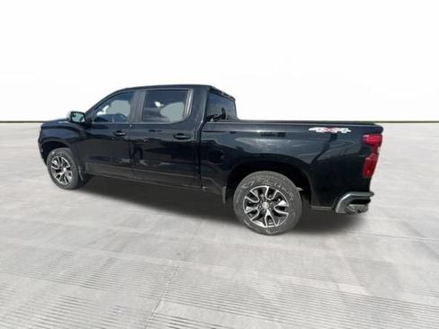 Used 2022 Chevrolet Silverado 1500 LT AWD/4WD image 14