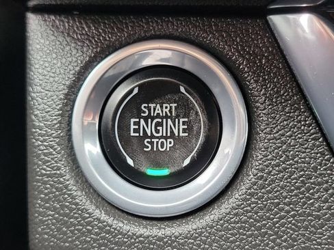 Used 2025 Buick Envista Sport Touring FWD image 12