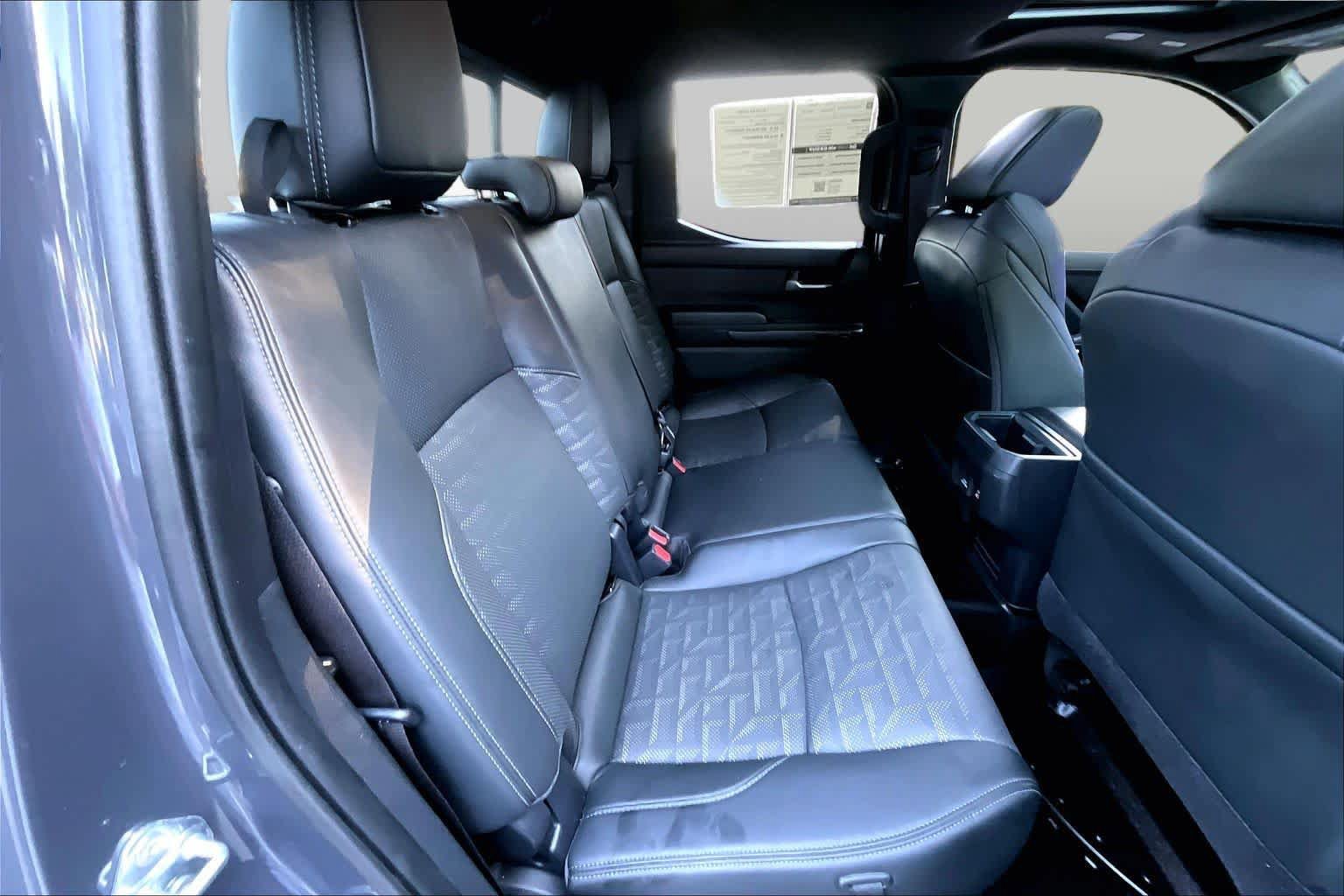 Used 2024 Toyota Tacoma TRD Off-Road w/ TRD Off Road Premium Package AWD/4WD image 18