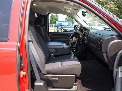 Used 2011 Chevrolet Silverado 1500 LT AWD/4WD image 24