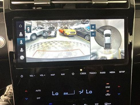 Certified 2022 Hyundai Santa Cruz Limited AWD/4WD image 22