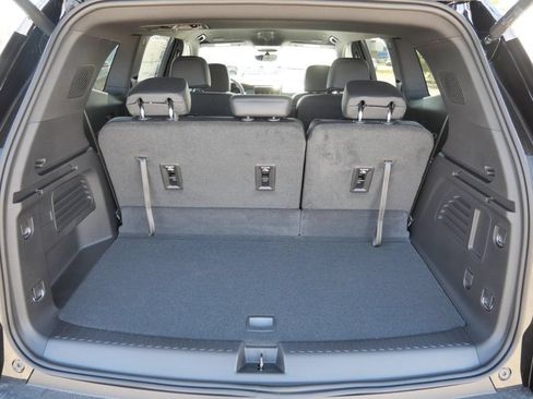 New 2026 GMC Acadia Elevation w/ Elevation Premium Package AWD/4WD image 35