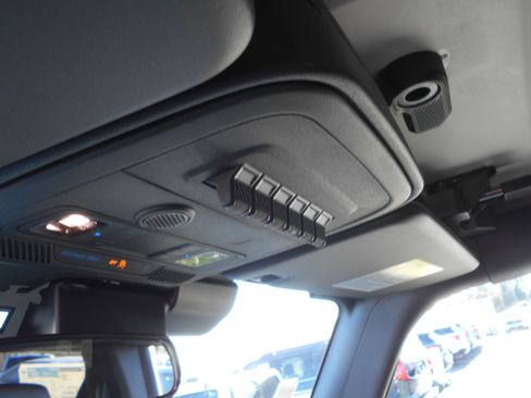 New 2025 Ford Bronco Badlands image 36