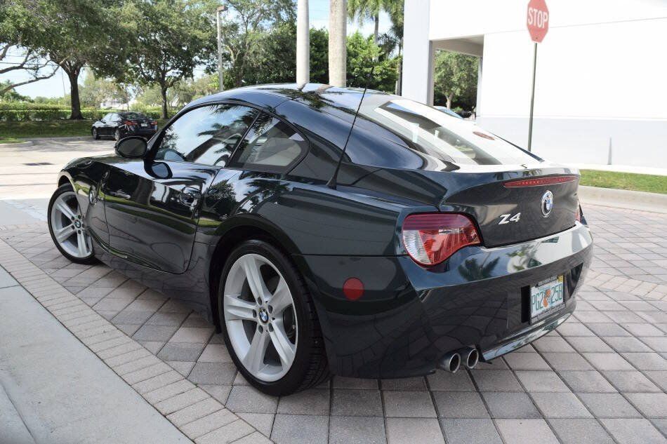 Used 2008 BMW Z4 3.0si RWD image 5