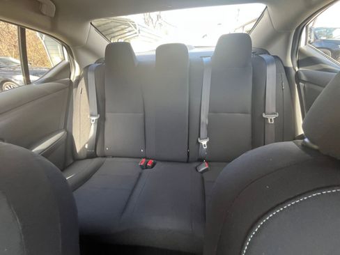 Used 2025 Nissan Sentra S image 33