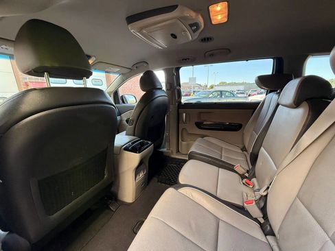 Used 2018 Kia Sedona SX FWD image 23