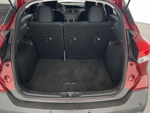 Used 2020 Nissan Kicks SV image 45