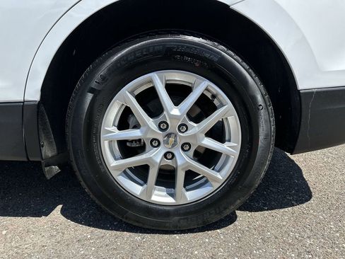 Used 2023 Chevrolet Equinox LT FWD image 31