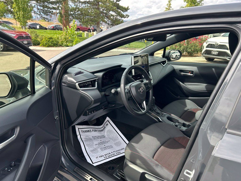 Used 2026 Toyota Corolla SE w/ SE Premium Package AWD/4WD image 25