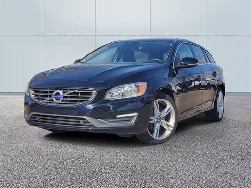 Used 2016 Volvo V60 T5 Premier AWD/4WD image 1