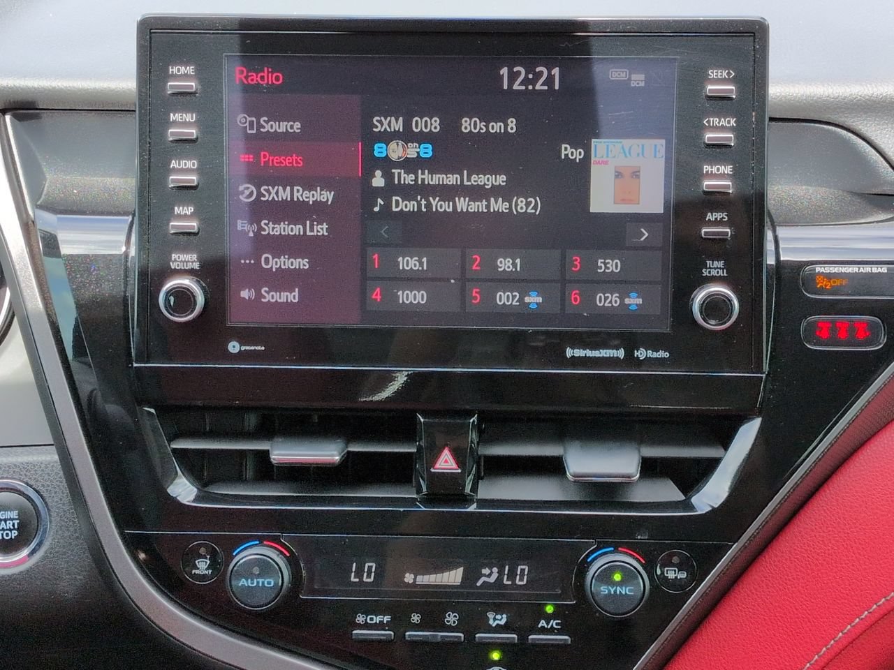 Used 2022 Toyota Camry XSE FWD image 18