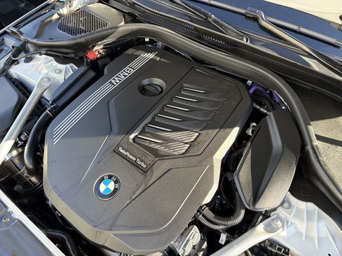 Certified 2023 BMW 540i w/ M Sport Package image 27