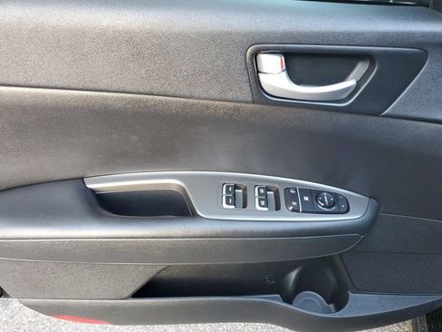 Used 2020 Kia Optima SE image 16