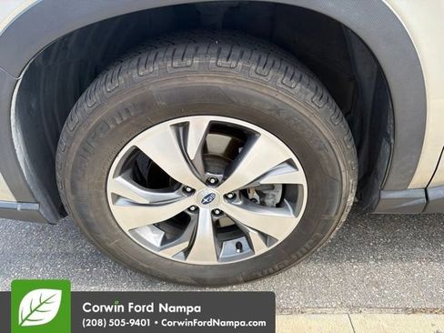 Used 2019 Subaru Ascent Premium w/ Popular Package #3 AWD/4WD image 8