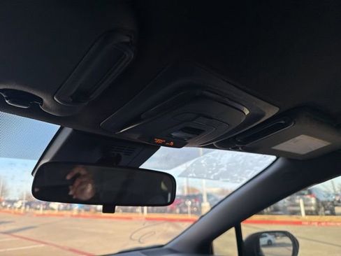 Used 2024 Toyota Corolla SE image 14