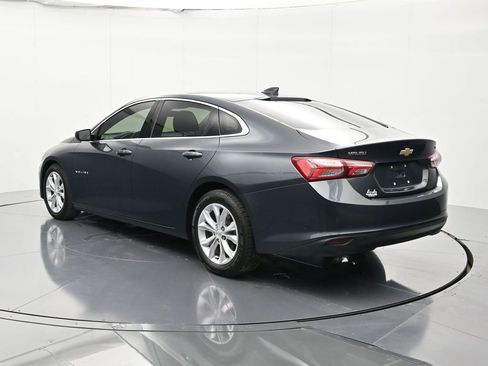 Used 2021 Chevrolet Malibu LT image 2