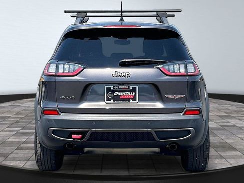 Used 2019 Jeep Cherokee Trailhawk AWD/4WD image 5