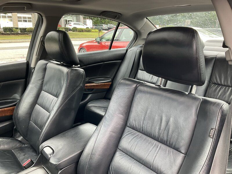 Used 2011 Honda Accord EX-L image 20