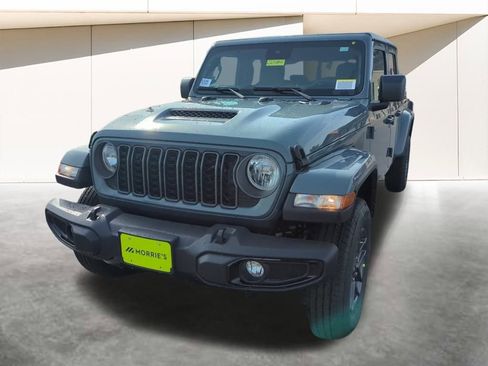 New 2025 Jeep Gladiator Sport image 2