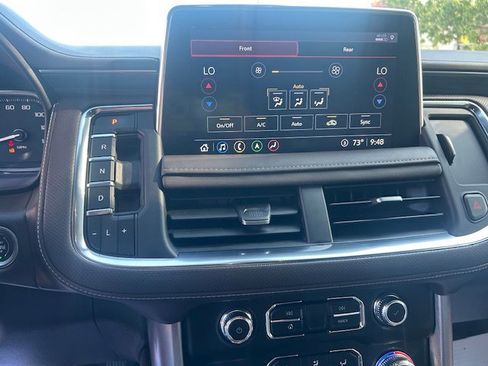 Used 2021 GMC Yukon XL SLT w/ Rear Media and Nav Package RWD image 24