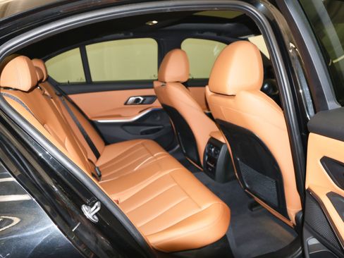 Used 2022 BMW 330e xDrive w/ M Sport Package image 43