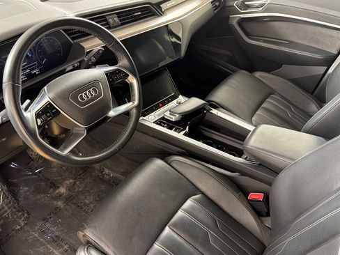 Used 2020 Audi Q5 2.0T Premium Plus w/ Premium Plus Package AWD/4WD image 9
