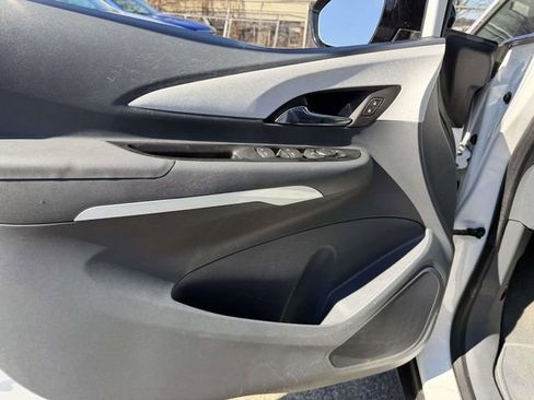 Used 2019 Chevrolet Bolt LT image 13