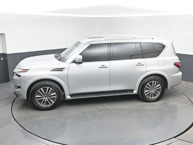 Used 2024 Nissan Armada SL w/ Captain's Chairs Package AWD/4WD image 42