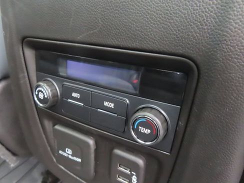 Used 2022 Buick Enclave Essence w/ Experience Buick Package AWD/4WD image 51
