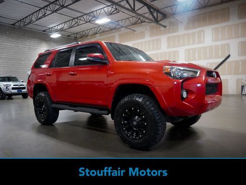 Used 2016 Toyota 4Runner Trail Premium AWD/4WD image 1