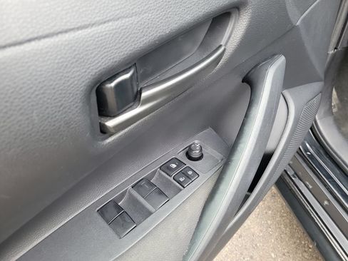 Used 2024 Toyota Corolla LE FWD image 23