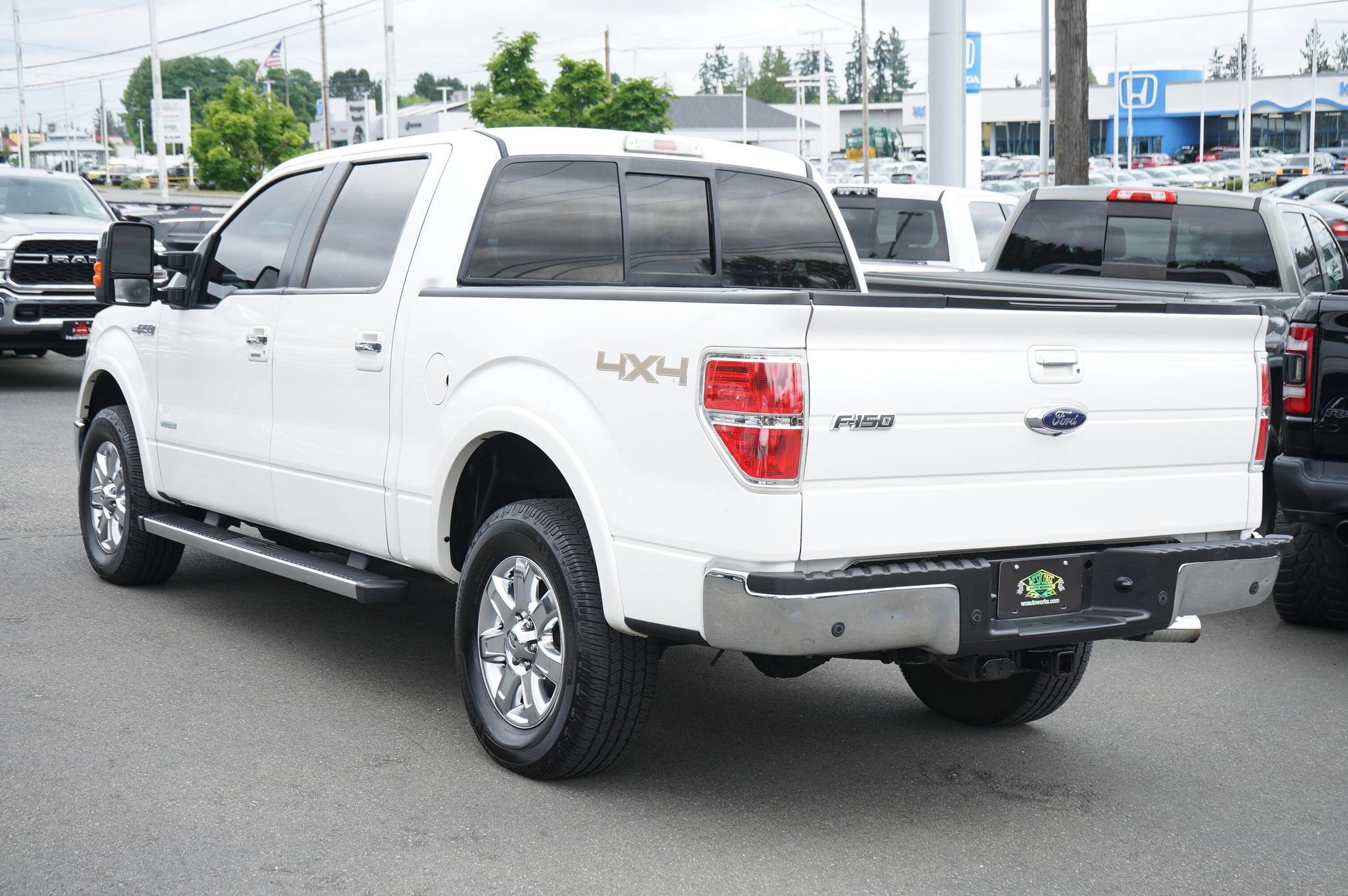 Used 2014 Ford F150 Lariat w/ Equipment Group 502A Luxury AWD/4WD image 3