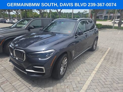 Used 2022 BMW X5 sDrive40i w/ Luxury Seating Package RWD image 3