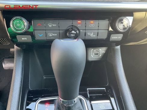 New 2026 Jeep Compass Latitude image 11