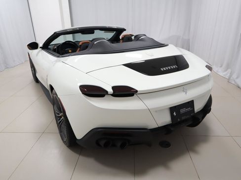 Certified 2024 Ferrari Roma Spider image 13