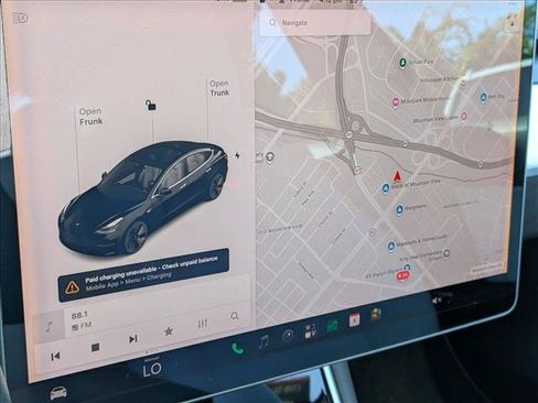 Used 2018 Tesla Model 3 Long Range RWD image 13