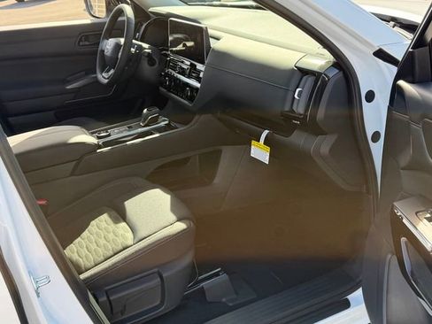New 2026 Nissan Pathfinder SV AWD/4WD image 26