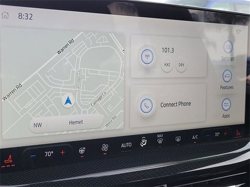 Certified 2024 Ford Escape ST-Line Select w/ Tech Pack #2 image 13