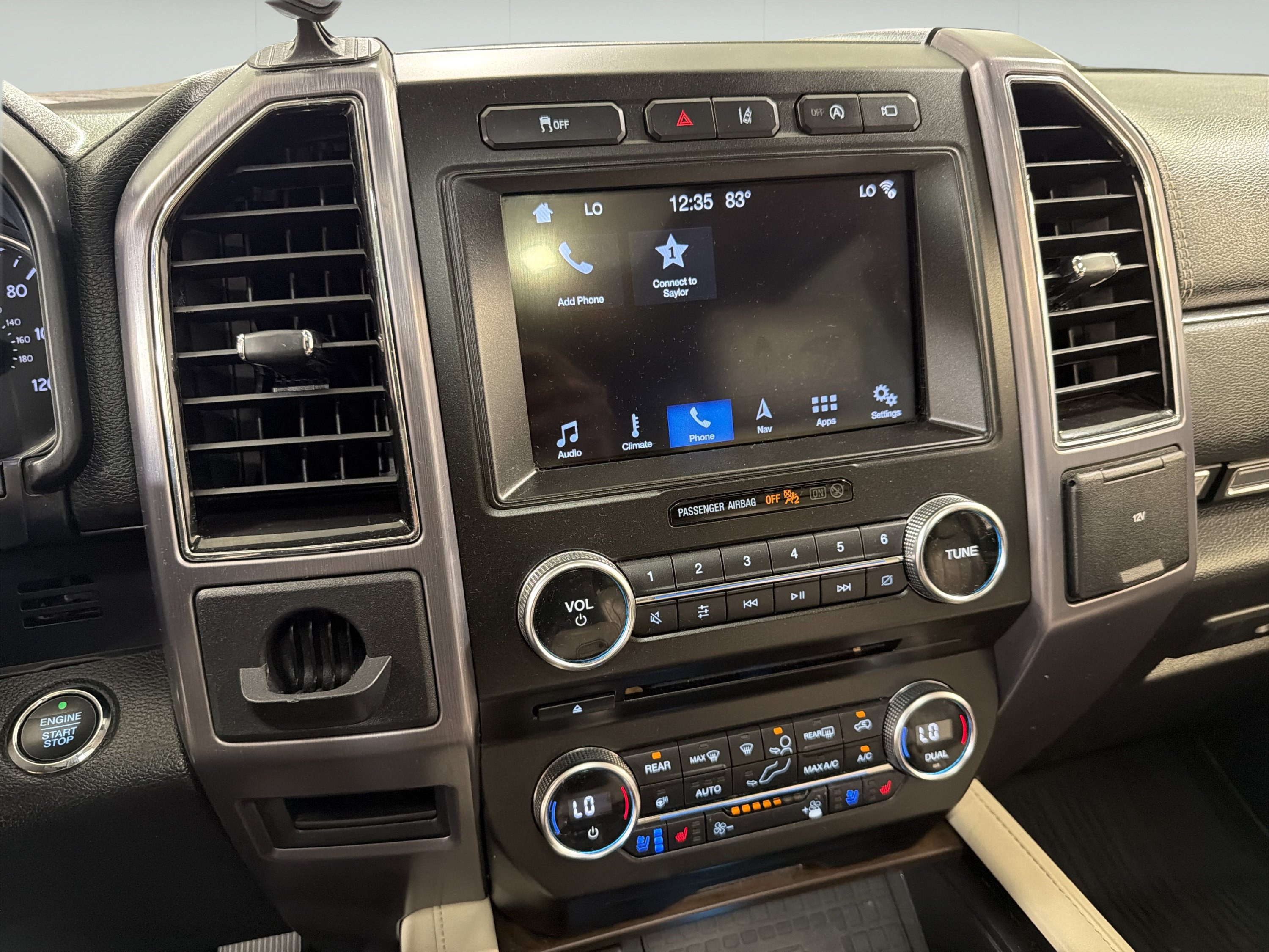 Used 2018 Ford Expedition Platinum RWD image 19