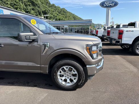 Used 2023 Ford F150 XLT AWD/4WD image 2