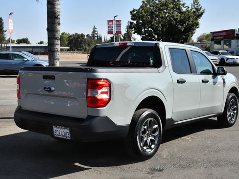 Used 2023 Ford Maverick XLT FWD image 8